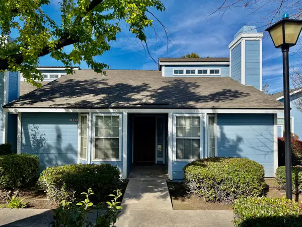 1468 Plymouth Rock Way, Clovis, CA 93612