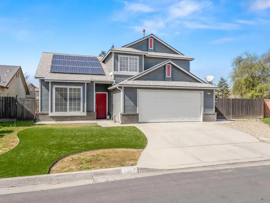 4217 N Carnegie Avenue, Fresno, CA 93722 - #2