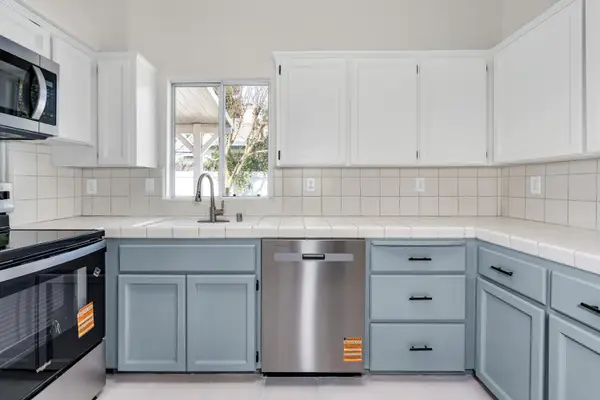 2324 E Fir, Fresno, CA 93720