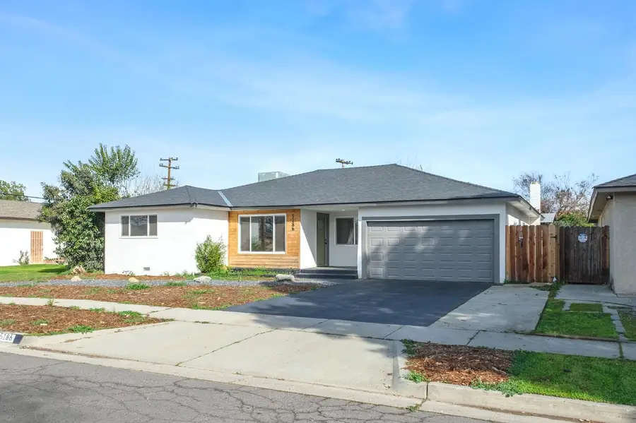5186 N Callisch Avenue, Fresno, CA 93710 - #2
