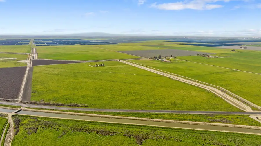 220775 22nd Avenue, Stratford, CA 93266 - #3