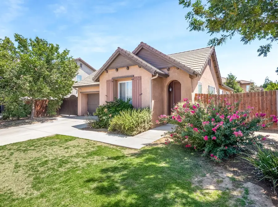 7385 E Garland Avenue, Fresno, CA 93737 - #2