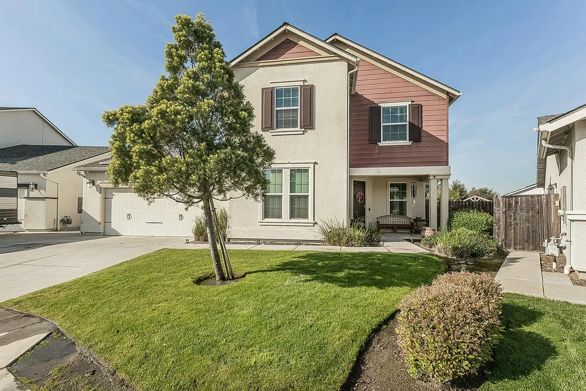 3613 N Dee Ann Avenue, Fresno, CA 93727 - #1