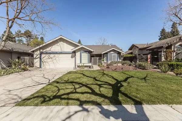 3276 W Spruce Avenue, Fresno, CA 93711