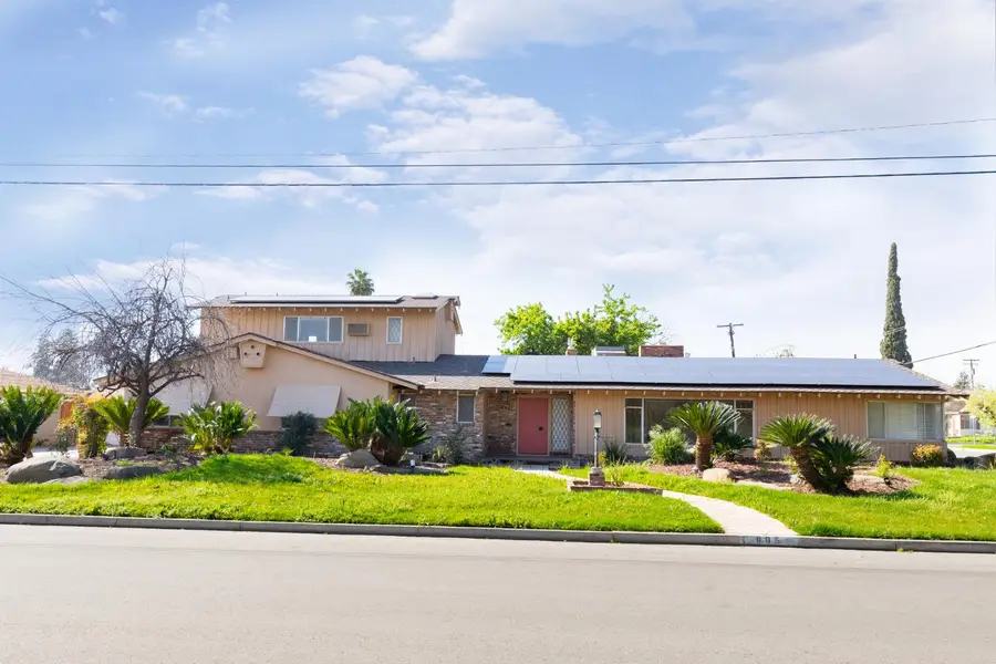 805 Lyon Avenue, Sanger, CA 93657 - #2