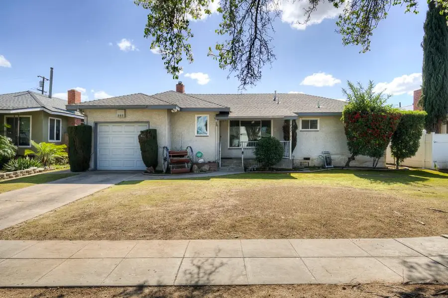 433 W Robinson Avenue, Fresno, CA 93705 - #3