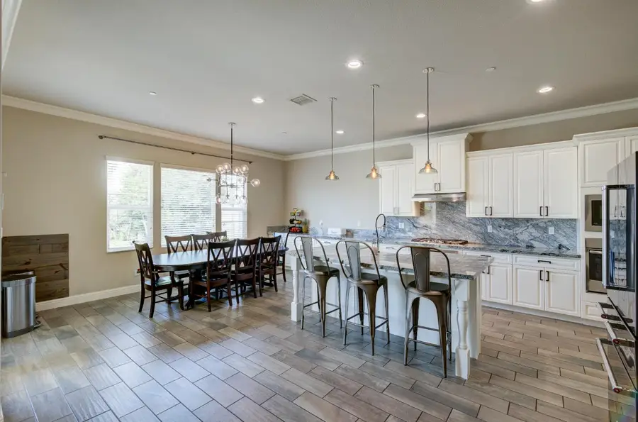 3211 Salem Avenue, Clovis, CA 93619 - #3