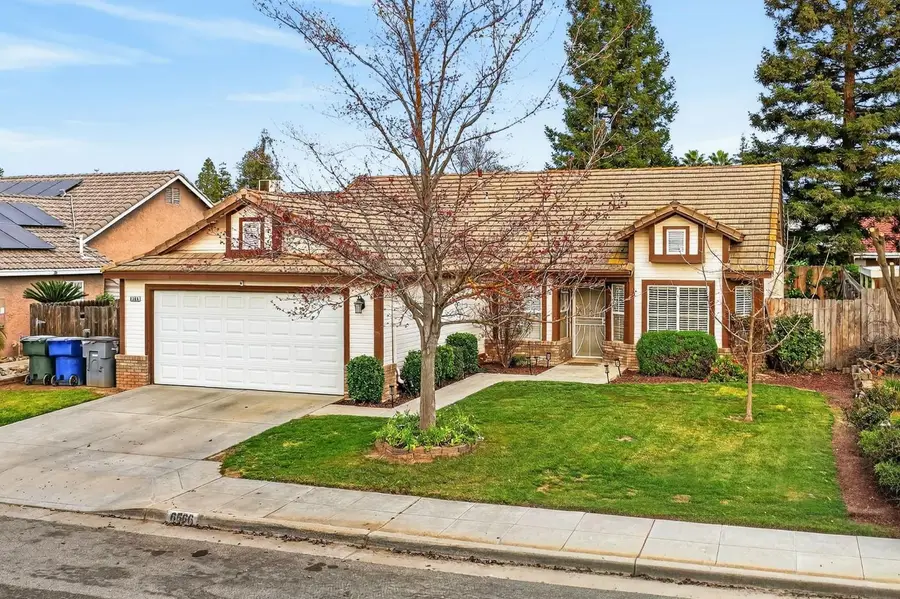 6566 N Western Avenue, Fresno, CA 93722 - #2