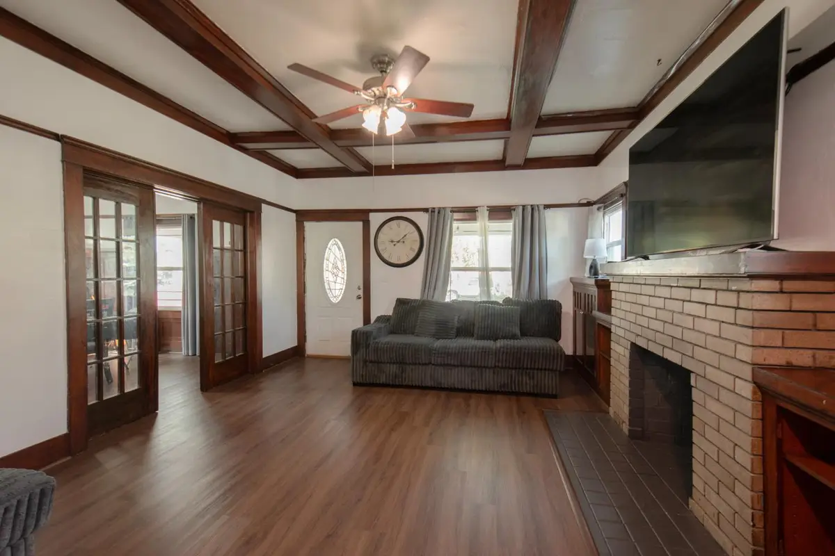 720 N Poplar Avenue, Fresno, CA 93728 - #1