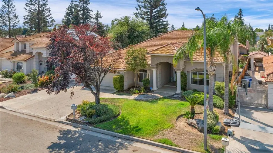1779 E Niles Avenue, Fresno, CA 93720 - #3