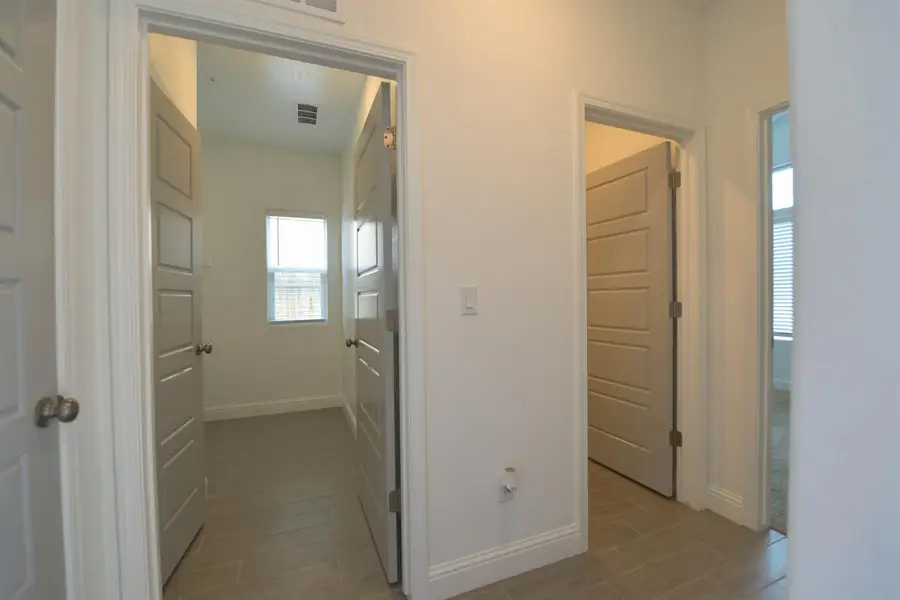 7147 W Twain Avenue, Fresno, CA 93723 - #3