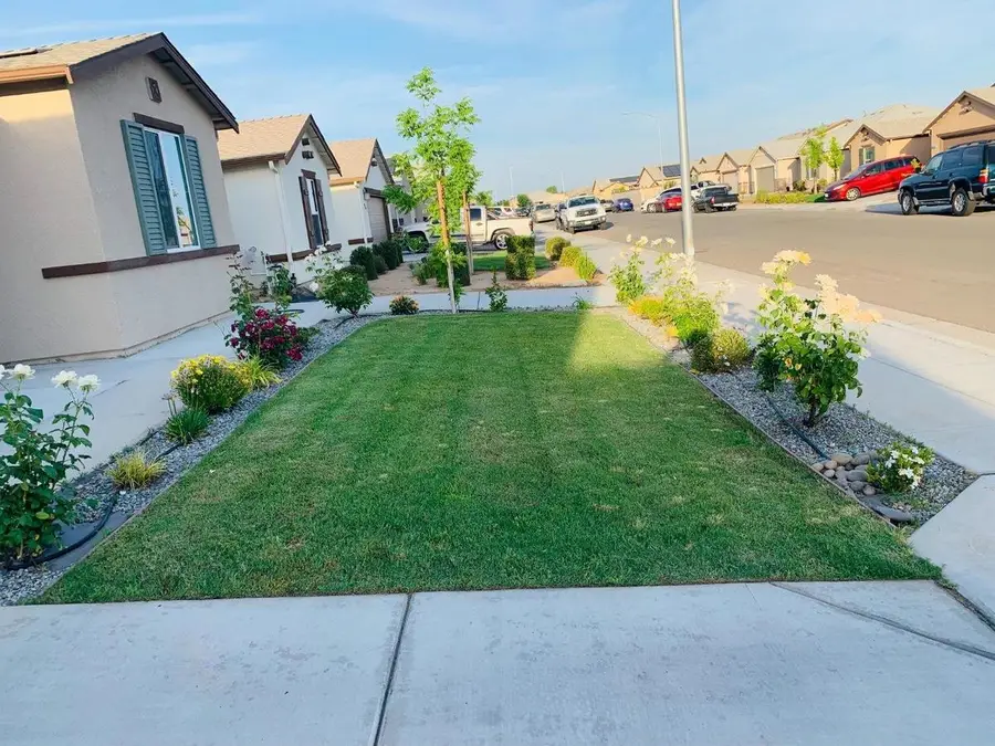 5441 E Burns, Fresno, CA 93727 - #3