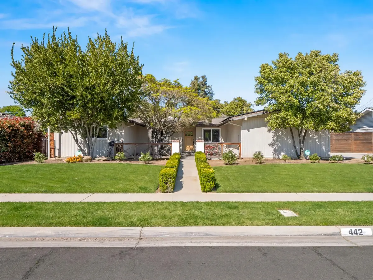 442 W Mesa Avenue, Fresno, CA 93704 - #1
