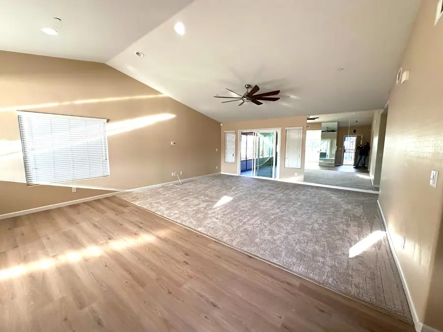 2582 N Antioch, Fresno, CA 93722 - #2