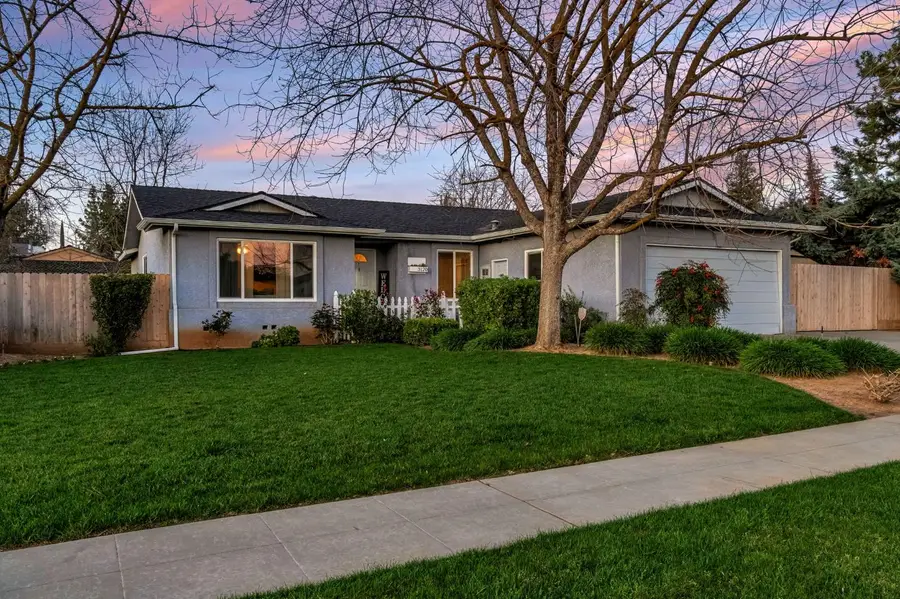 3120 W San Ramon Avenue, Fresno, CA 93711 - #2