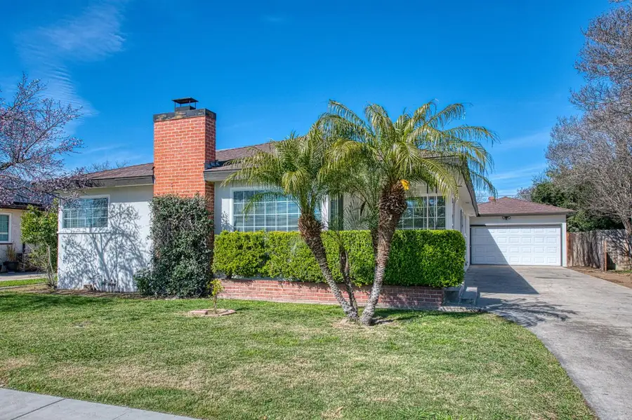 3365 E Ashlan Avenue, Fresno, CA 93726 - #2