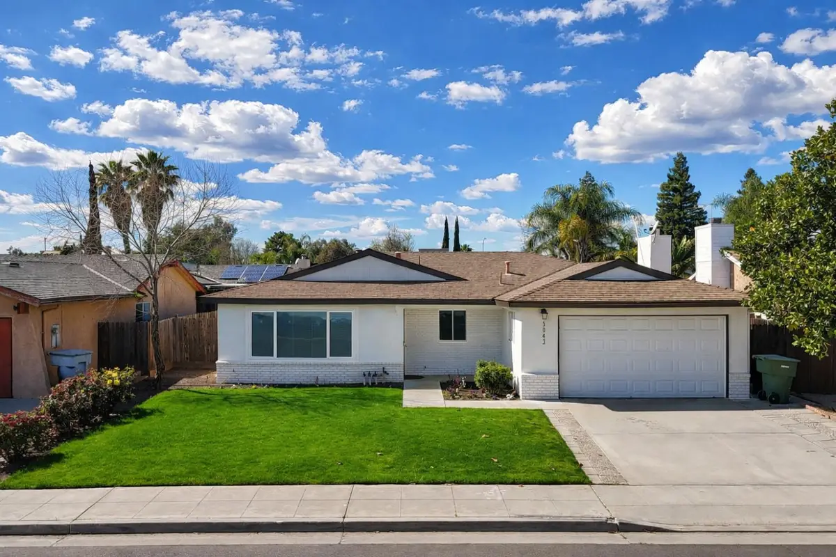 3043 N Brunswick Avenue, Fresno, CA 93722 - #1