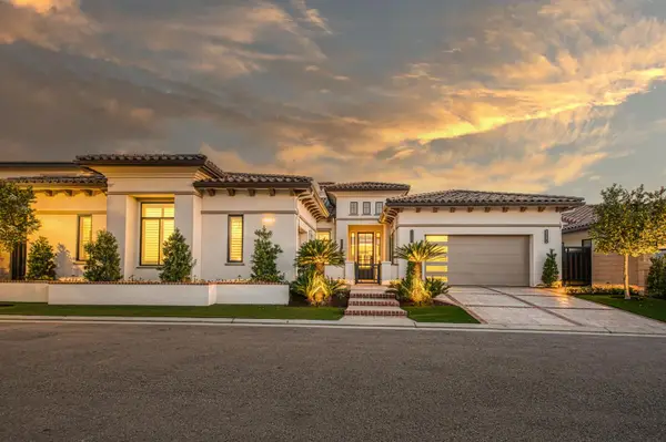 2329 E Putter Way, Fresno, CA 93730