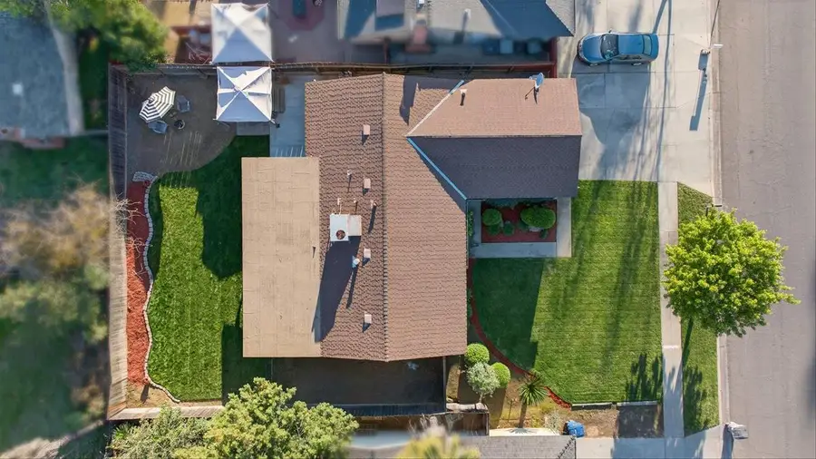 1235 W Dyer, Fresno, CA 93711 - #3