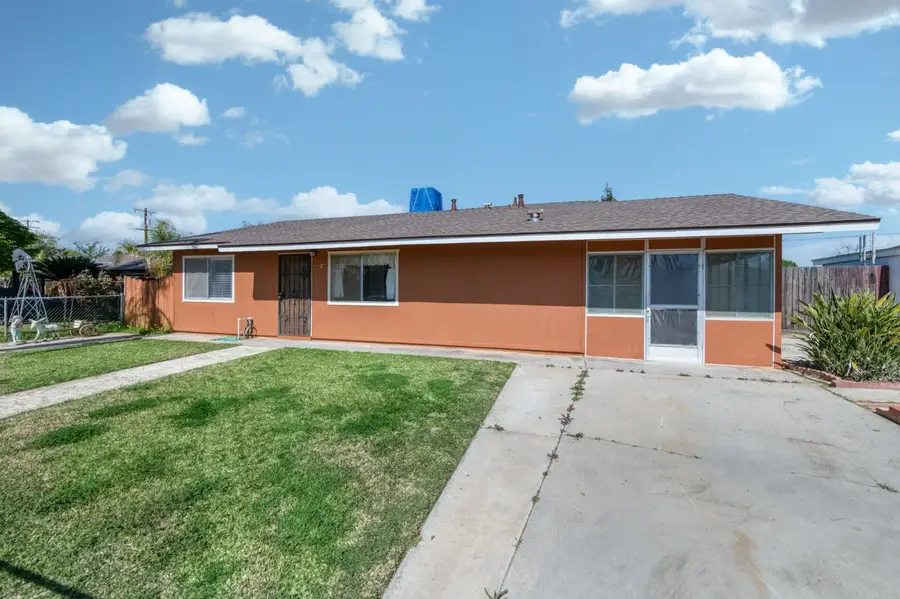 5927 E Garland Avenue, Fresno, CA 93727 - #3