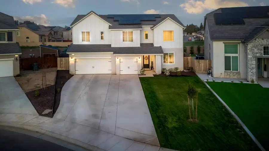 1811 Agua Dulce Avenue, Clovis, CA 93619 - #2