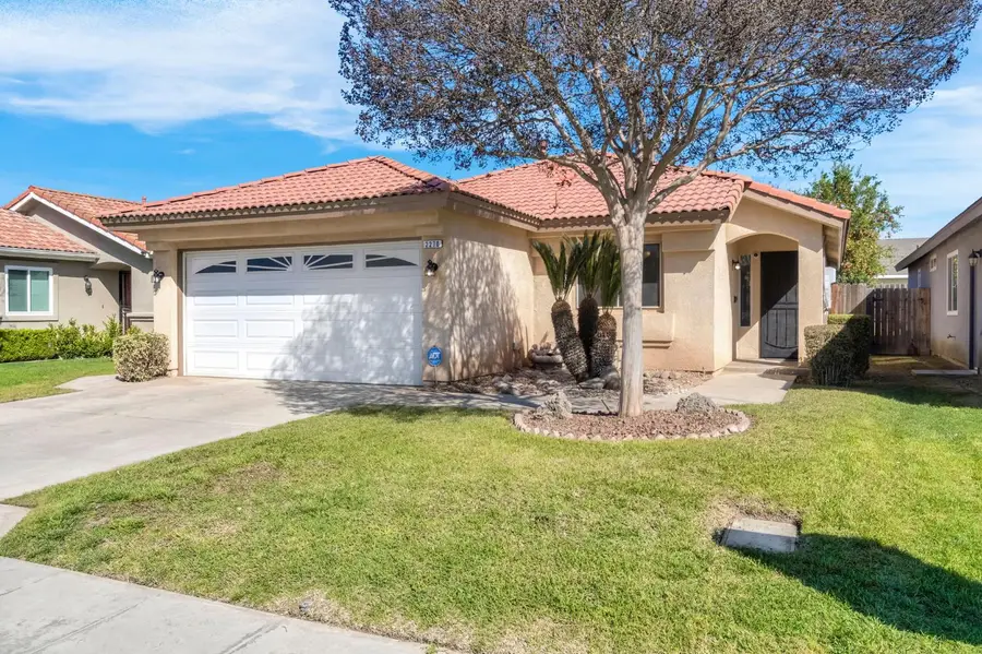 2270 N Brunswick Ave., Fresno, CA 93722 - #2