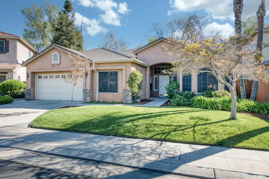 8450 N Saffron Court, Fresno, CA 93720 - #3