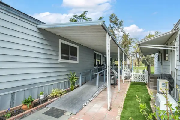 339 N Frankwood Avenue #9, Sanger, CA 93657