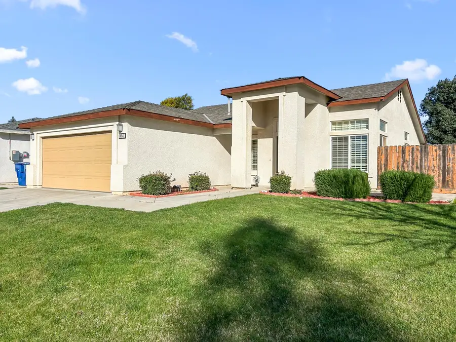 6664 N Katy Lane, Fresno, CA 93722 - #2
