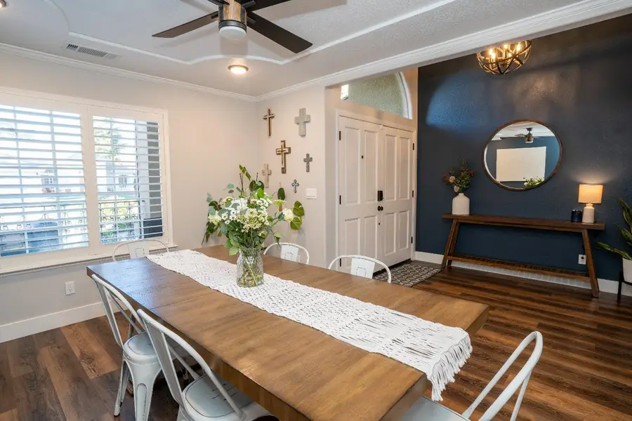 684 W Chennault Avenue, Clovis, CA 93611 - #3