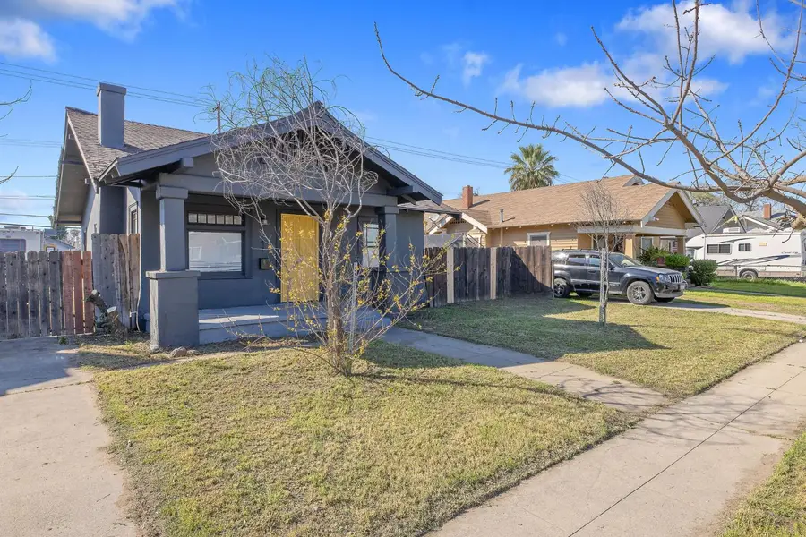 1247 N Ferger Avenue, Fresno, CA 93728 - #3