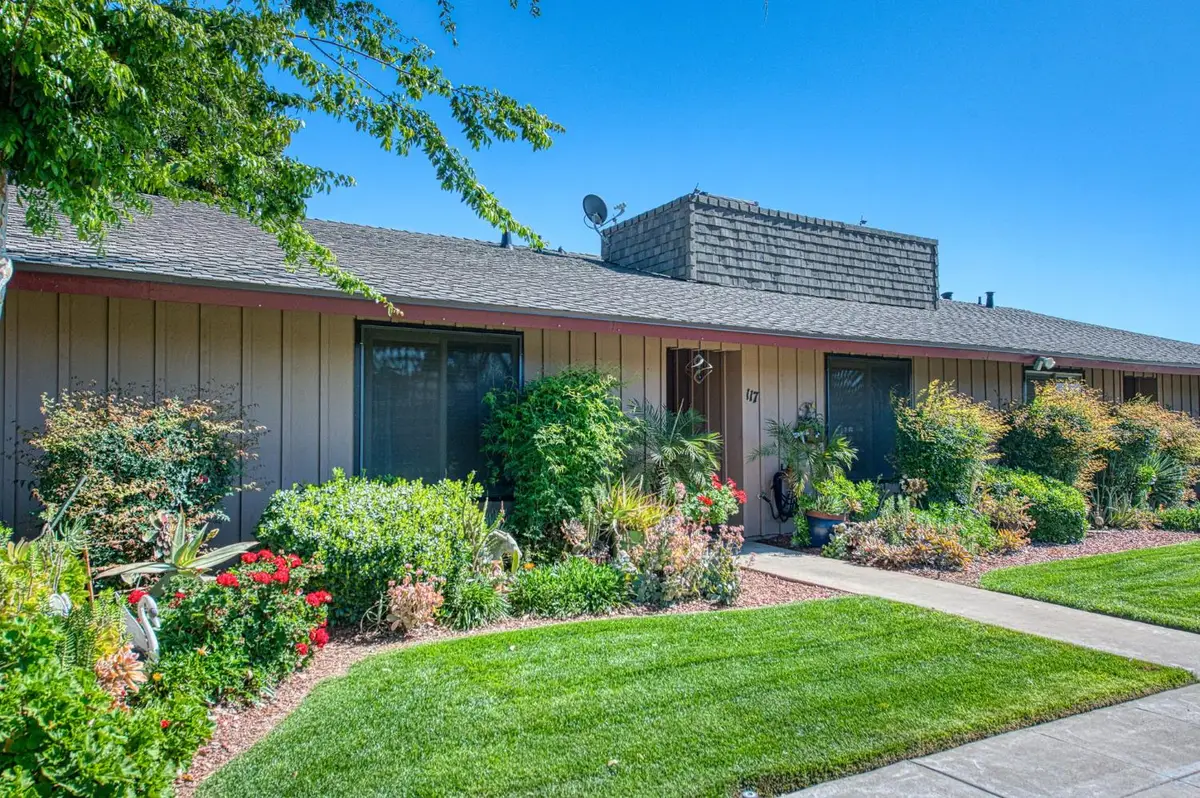 5090 N College Avenue #117, Fresno, CA 93704 - #1