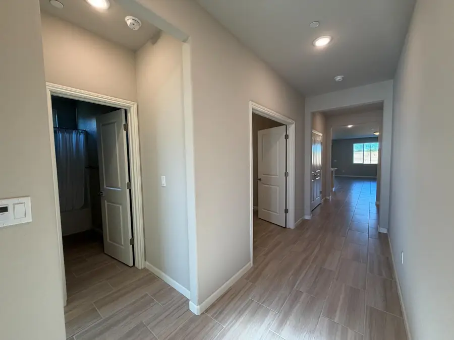 660 Atlantica Drive S, Madera, CA 93636 - #3