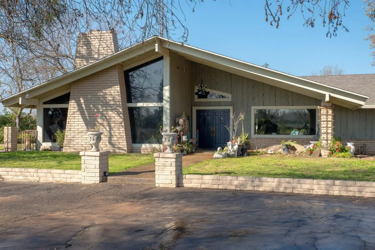 17366 E Belmont Avenue, Sanger, CA 93657 - #1