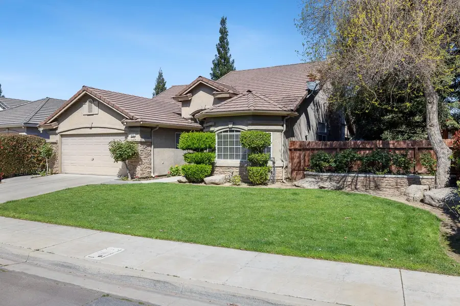 9710 N Price Avenue, Fresno, CA 93720 - #3