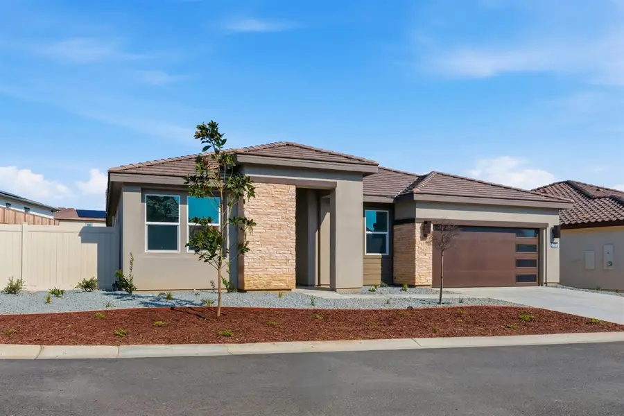 8105 Cottonwood Drive, Friant, CA 93626 - #2