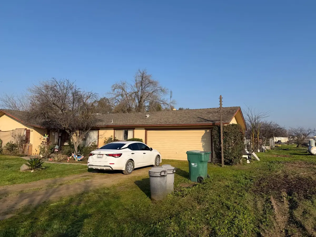 3497 Shaw, Clovis, CA 93619 - #1