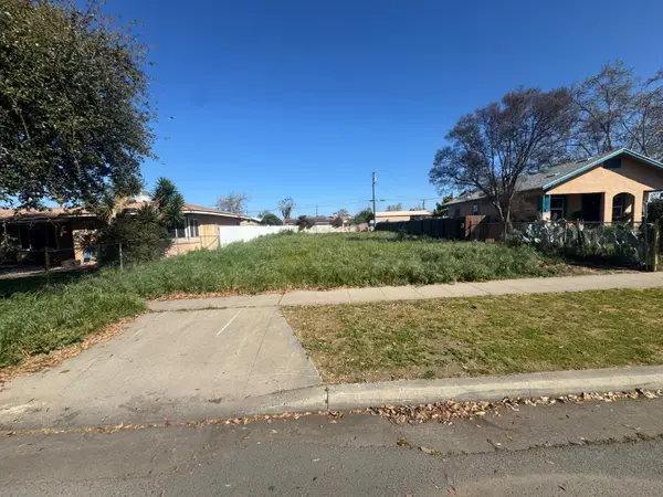 47 E Amador Street, Fresno, CA 93706