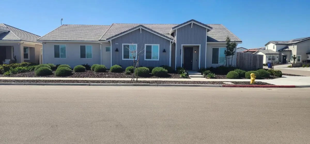 2937 22nd Avenue, Kingsburg, CA 93631 - #1