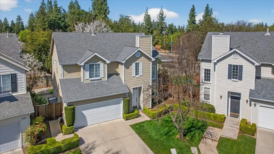 1079 E Monticello Circle, Fresno, CA 93720 - #3