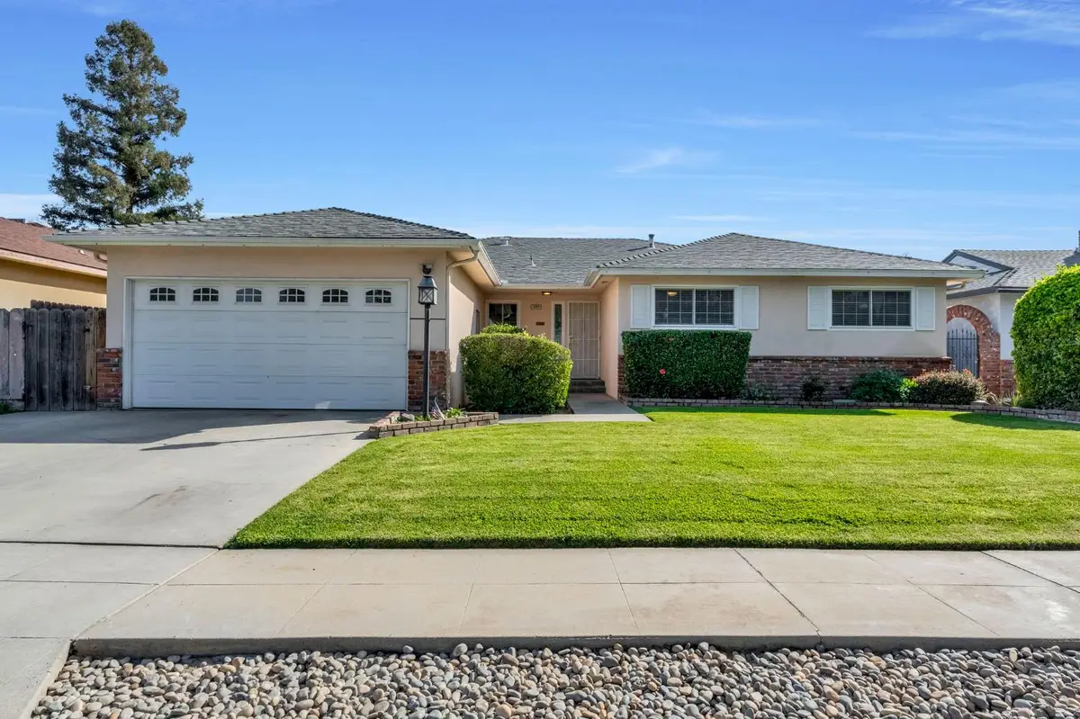 1263 E Ellery Avenue, Fresno, CA 93710 - #1