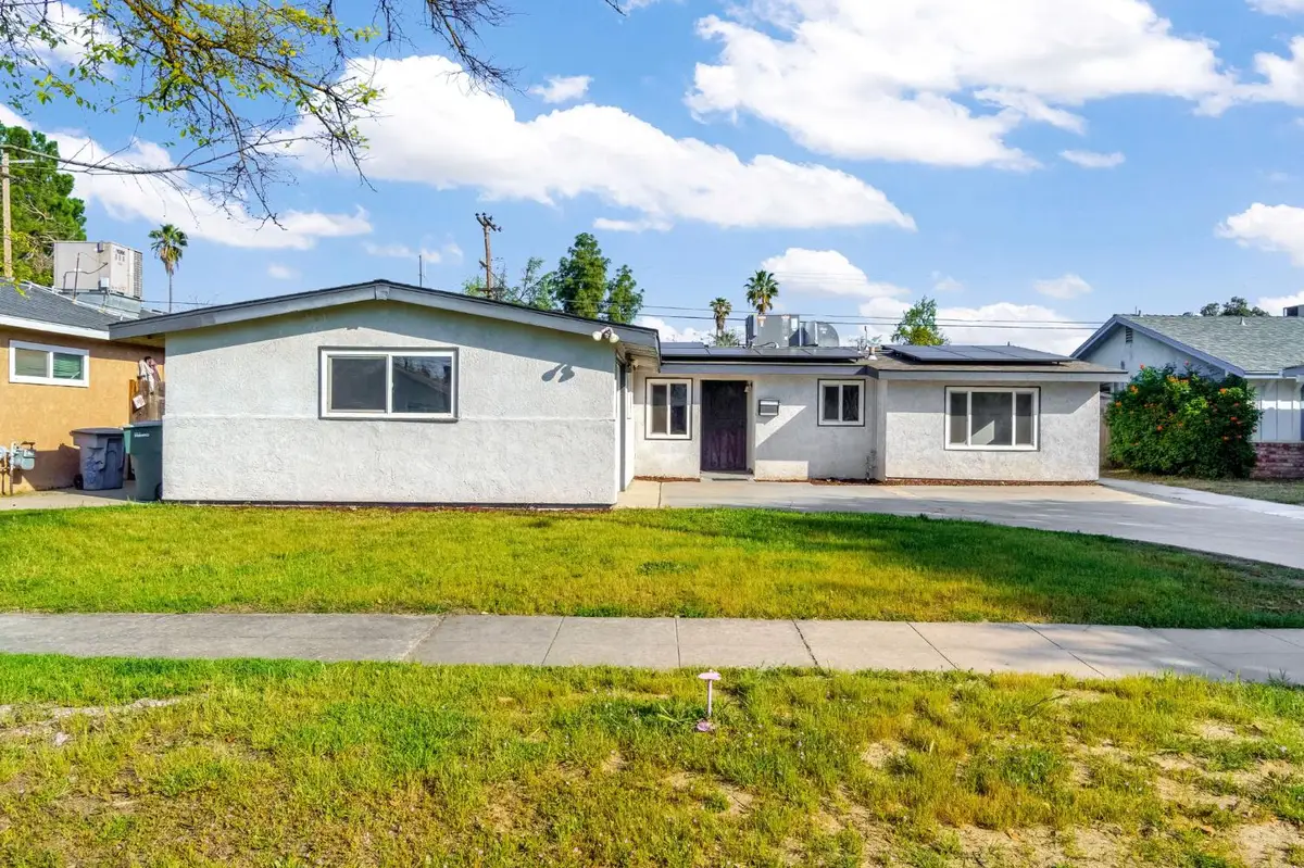 3763 E Swift Avenue, Fresno, CA 93726 - #1