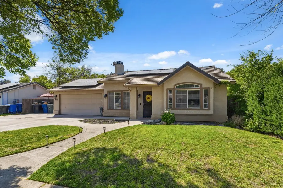 809 Wildwood Drive, Lemoore, CA 93245 - #2