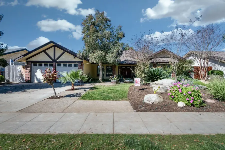 8417 N Del Mar Avenue, Fresno, CA 93711 - #2