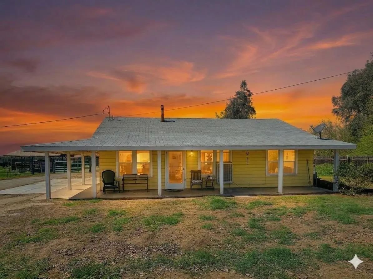 1131 S Brawley Avenue, Fresno, CA 93706 - #1