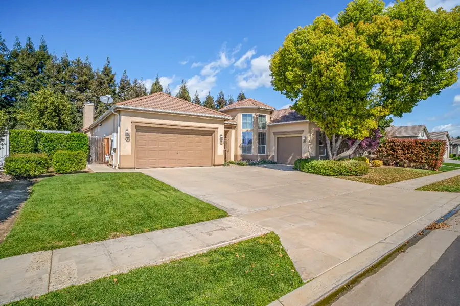 2643 Quincy Avenue, Clovis, CA 93619 - #2