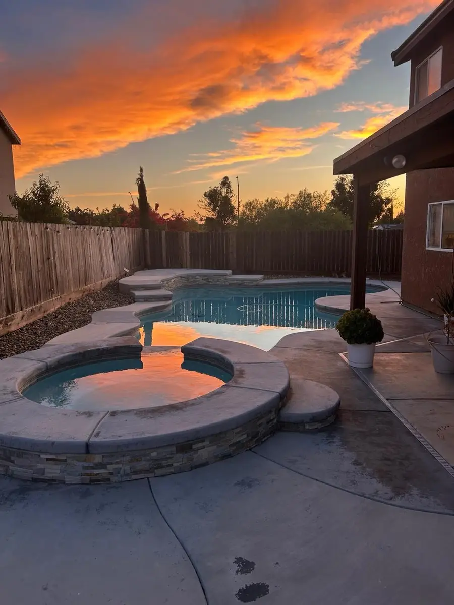 5441 W Pine Avenue, Fresno, CA 93722 - #2