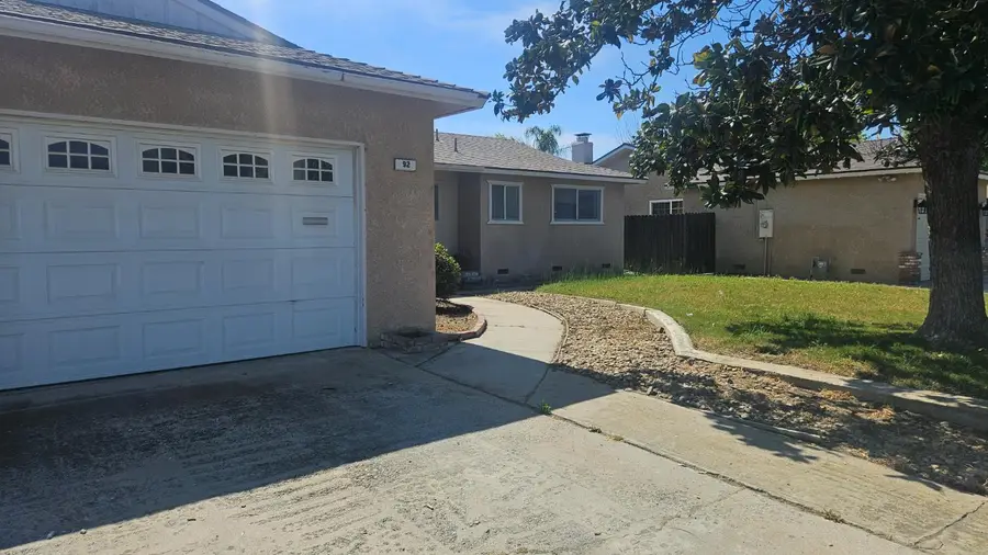92 W Gettysburg Avenue, Clovis, CA 93612 - #3