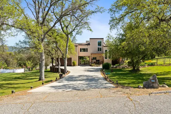 28905 Acorn Way, Coarsegold, CA 93614