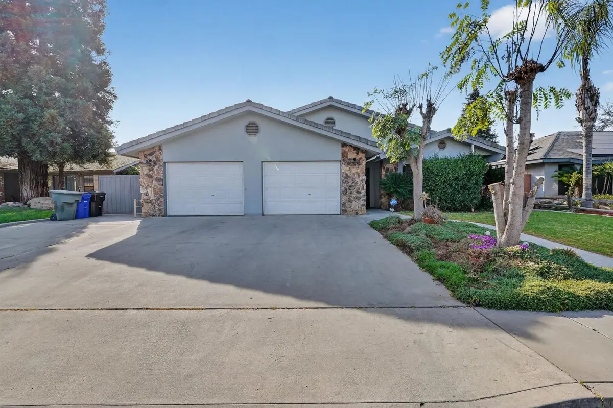 635 N Belmont Street, Porterville, CA 93257 - #1